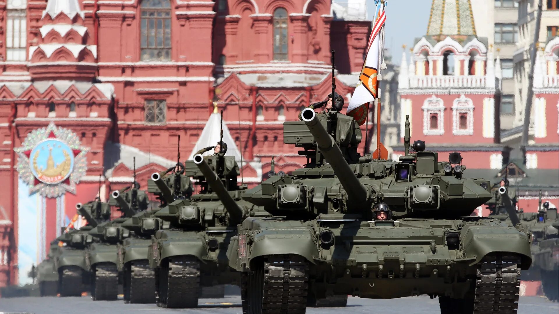 Техника 9 1 18. Парад военной техники 9 мая. Парад военной техники. День победы парад военной техники. С-400 триумф на параде победы 2022.