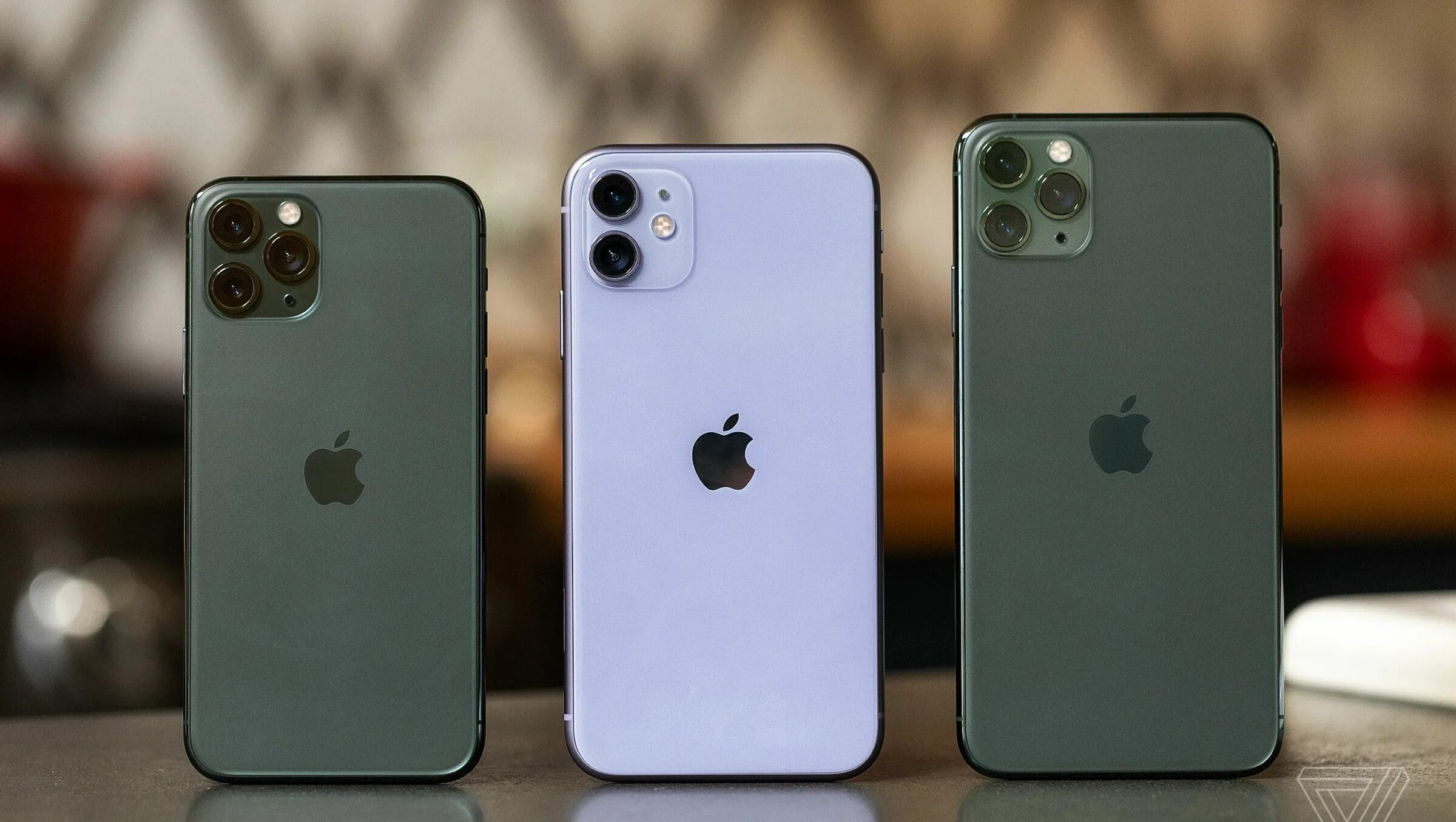 Айфон про макс 11 года. Iphone 11 Pro. Iphone 11 Pro Max. Iphone 11 и 11 Pro. Iphone 11 Pro Pro Max.