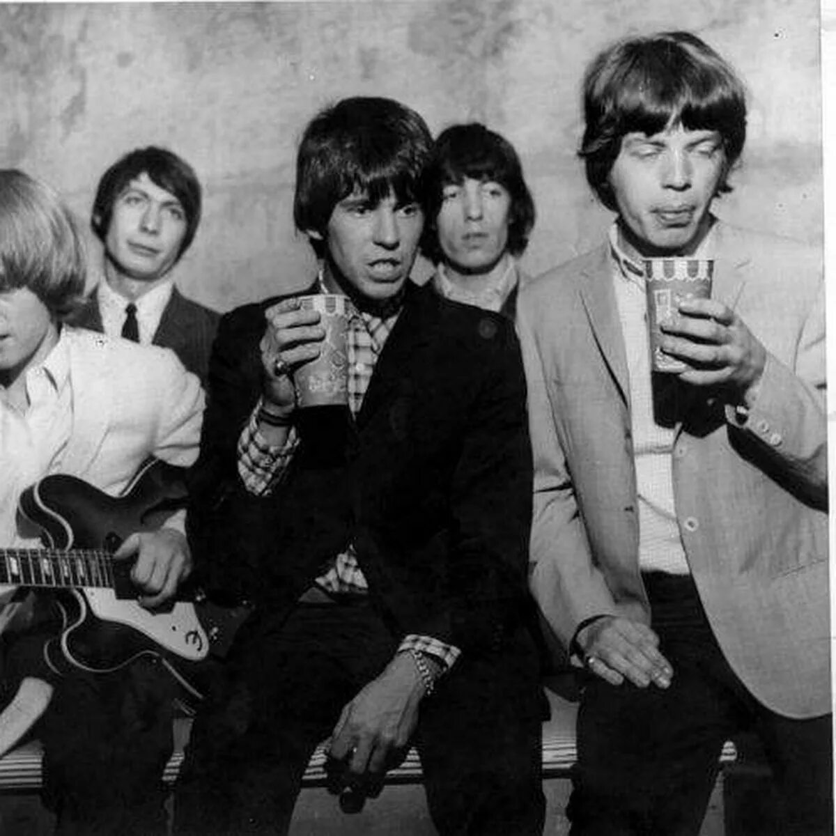 Rolling Stones 1965. Роллинг стоунз satisfaction. Rolling Stones молодые. The Rolling Stones Live 60s.