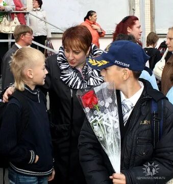 Матрёшкин двор новосибирск школа. Школа 217 новосибирск официальный сайт. Платформа 217 школы. Школа 217 новосибирск официальный сайт. Школа 217 внутри.