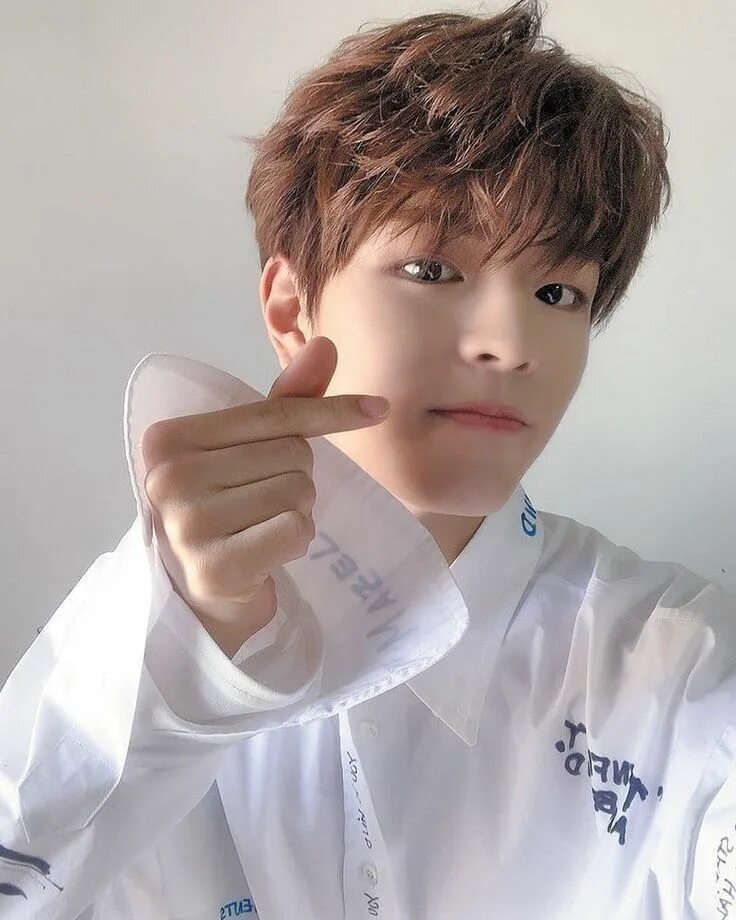 Сынмин улыбается. Stray kids сынмин. ким сынмин из stray kids. сын мин stray kids. ким сынмин эстетика.