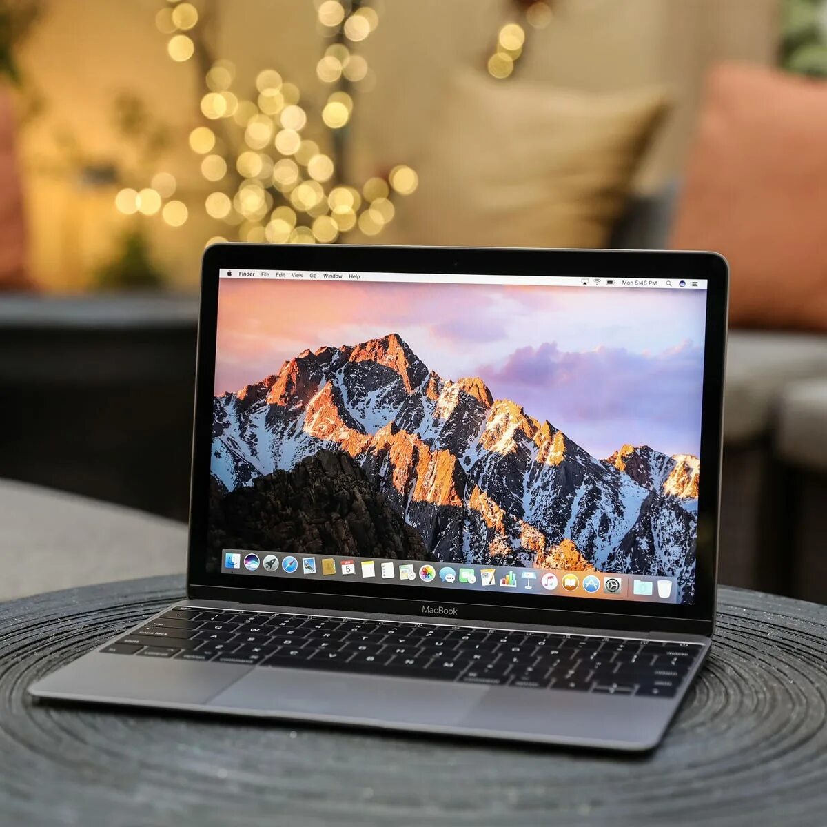 Apple MACBOOK 12. Макбук АИР 2017. Макбук Air 12. MACBOOK 12 2017. Модели macbook pro