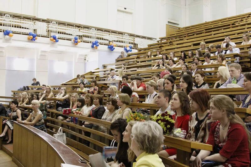 Сайт рггу колледж. РГГУ колледж Москва. РГГУ 227 аудитория. Гуманитарный колледж РГГУ. РГГУ 227 Центральная аудитория.