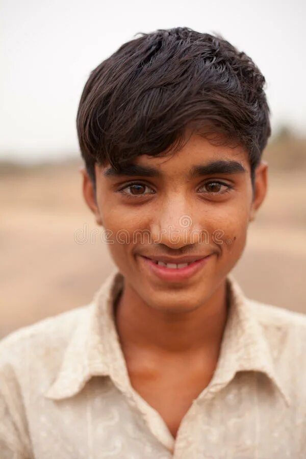 Индийские дети мальчики. Мальчик индус. Индус подросток. Индусы подростки. Индус подросток подросток.