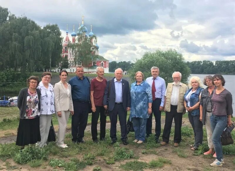 Углич. Новости углича. Углич панорама с реки. Углич парк. Новости г углич.