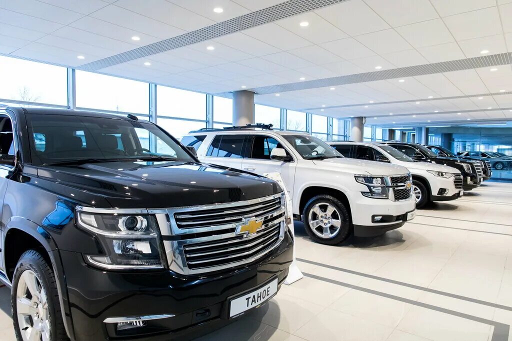 Cadillac escalade автосалон. Chevrolet cruze автосалон. официальный дилер шевроле в россии. Cadillac escalade avilon. Chevrolet camaro 2021.