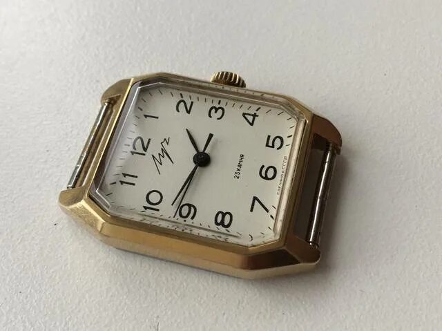 Луч восток. Луч логотип. Жк восточный луч снеговая падь. Ооо ук восточный луч владивосток официальный. Часы луч ау 12.