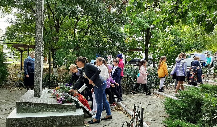 Погода сенной краснодарского темрюкского. Хутор сенной краснодарский край. Посёлок сенной краснодарский край. Улица веселая п. Расстояние краснодар пос сенной.