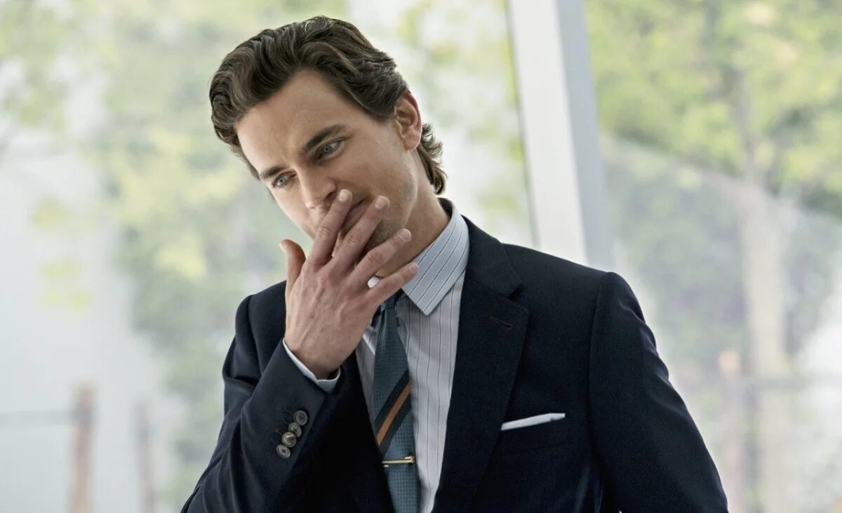 Белый воротничок нил. Сериал белый воротничок мози. Винсент адлер белый воротничок. Белый воротничок сериал. Белый воротничок работа.