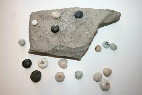 Древние камни игру