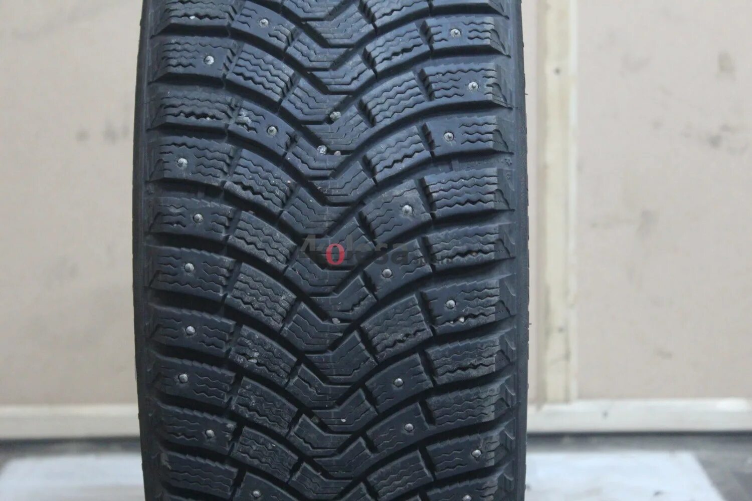 Michelin x ice 205 50 r17. Latitude x-ice 235/60 r18. michelin x-ice north 2. мишлен 255/55/19 зима шипы. michelin latitude x-ice north 2 бу.