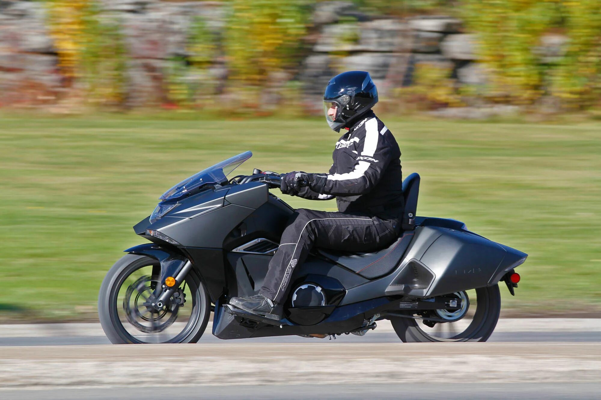 Honda nm4-02 vultus. Honda nm4 мотоцикл. Honda dn-04. Honda nm4 2015. Honda nm4 vultus.