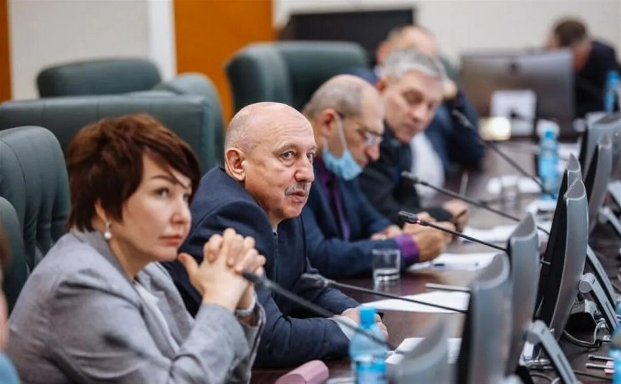 Выплаты сахалин. Выплаты сахалин. Глава южно сахалинска. Куприна наталия юрьевна министр жилищно-коммунального. Выплаты сахалин.