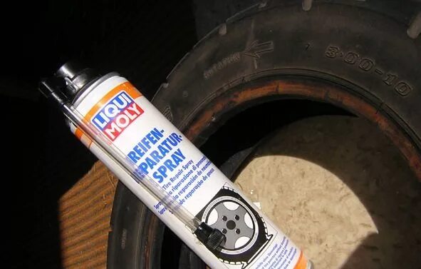 Чем смазывать покрышку. Герметик для бортов шин. Чем смазывать покрышку. Установка ремонтных шипов. Чем намазать резину на зиму для хранения.