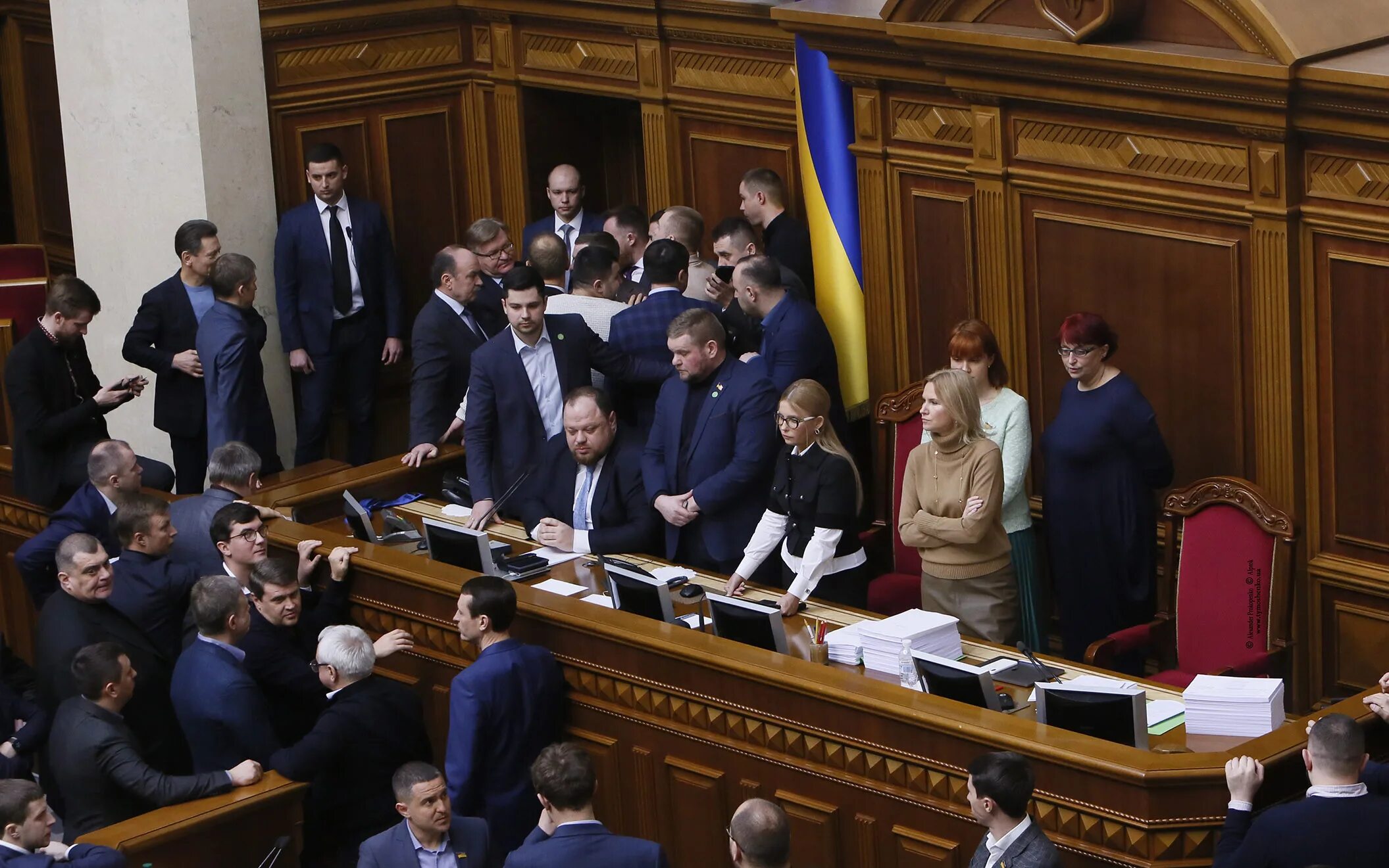 Депутаты верховной рады. Верховная рада украины 2000. Киев верховная рада. Верховная рада украины 2014. Верховная рада.