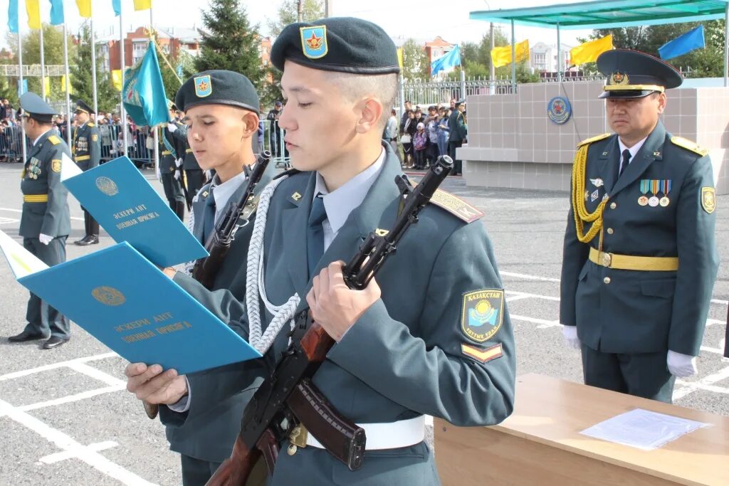 Национальная академия казахстана. Военный институт КНБ Республики Казахстан. Академия национальной гвардии РК Петропавловск. Военная Академия национальной гвардии Республики Казахстан. Академия КНБ Республики Казахстан занятия.