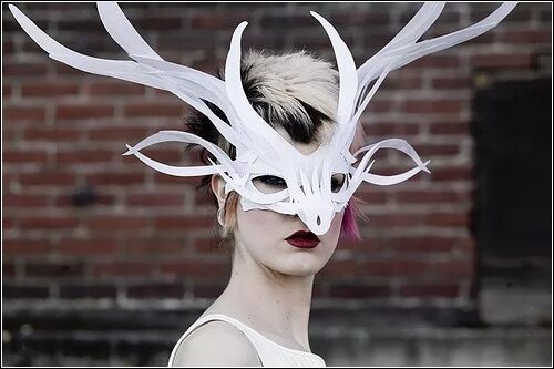 Картонные маски птиц. Карнавальная маска своими руками. Новогодние маски. Маска из картона. Маска из бумаги.