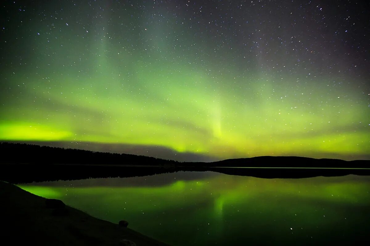 Северный полюс на карте. Северный ледовитый океан ледокол. Антарктида ледяной материк. Вокруг северный. Северный полюс.