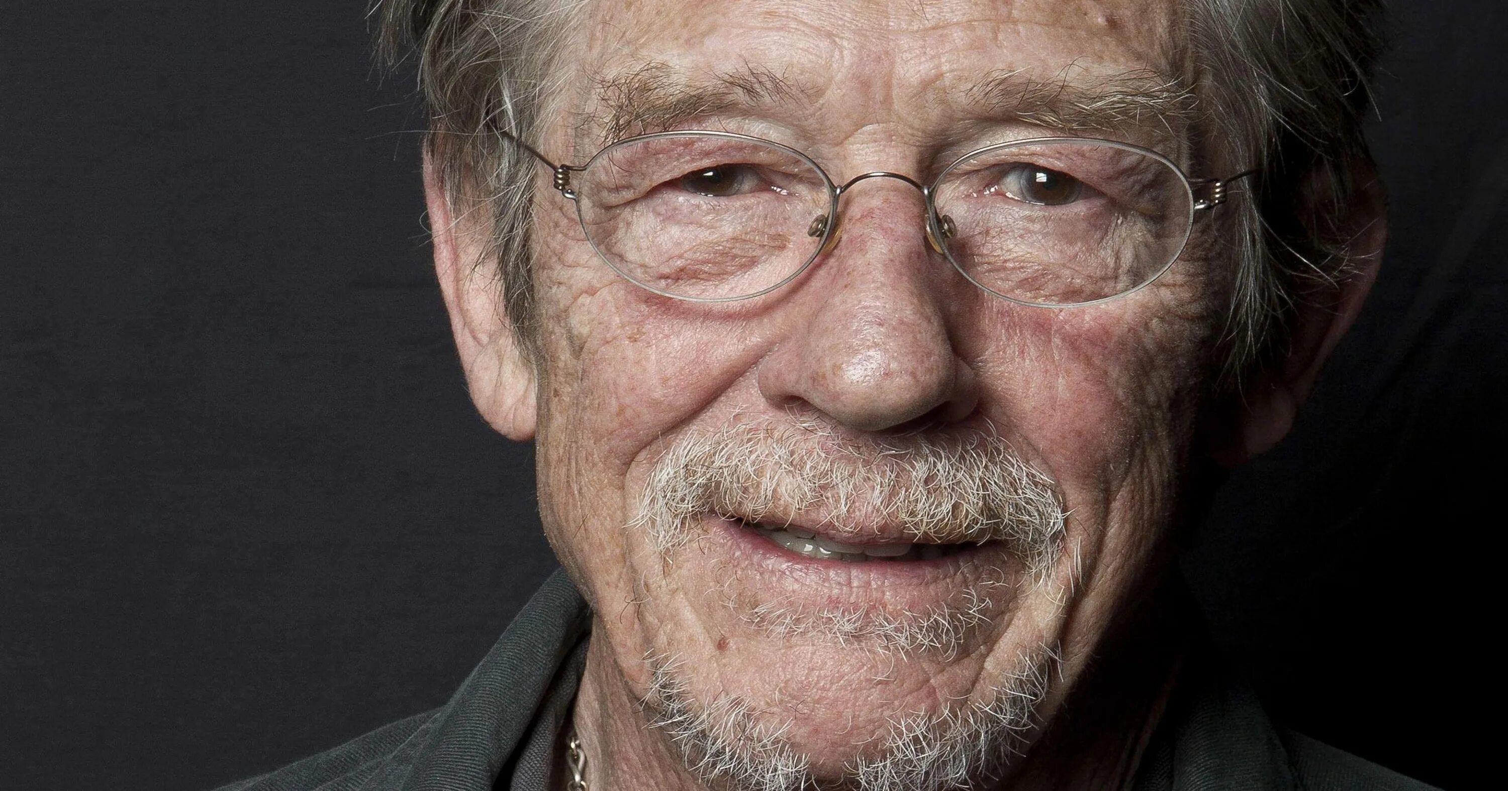 Джон хёрт. John hurt. Джон хёрт фото. Джон хёрт мистер олливандер. Джон херт актер.