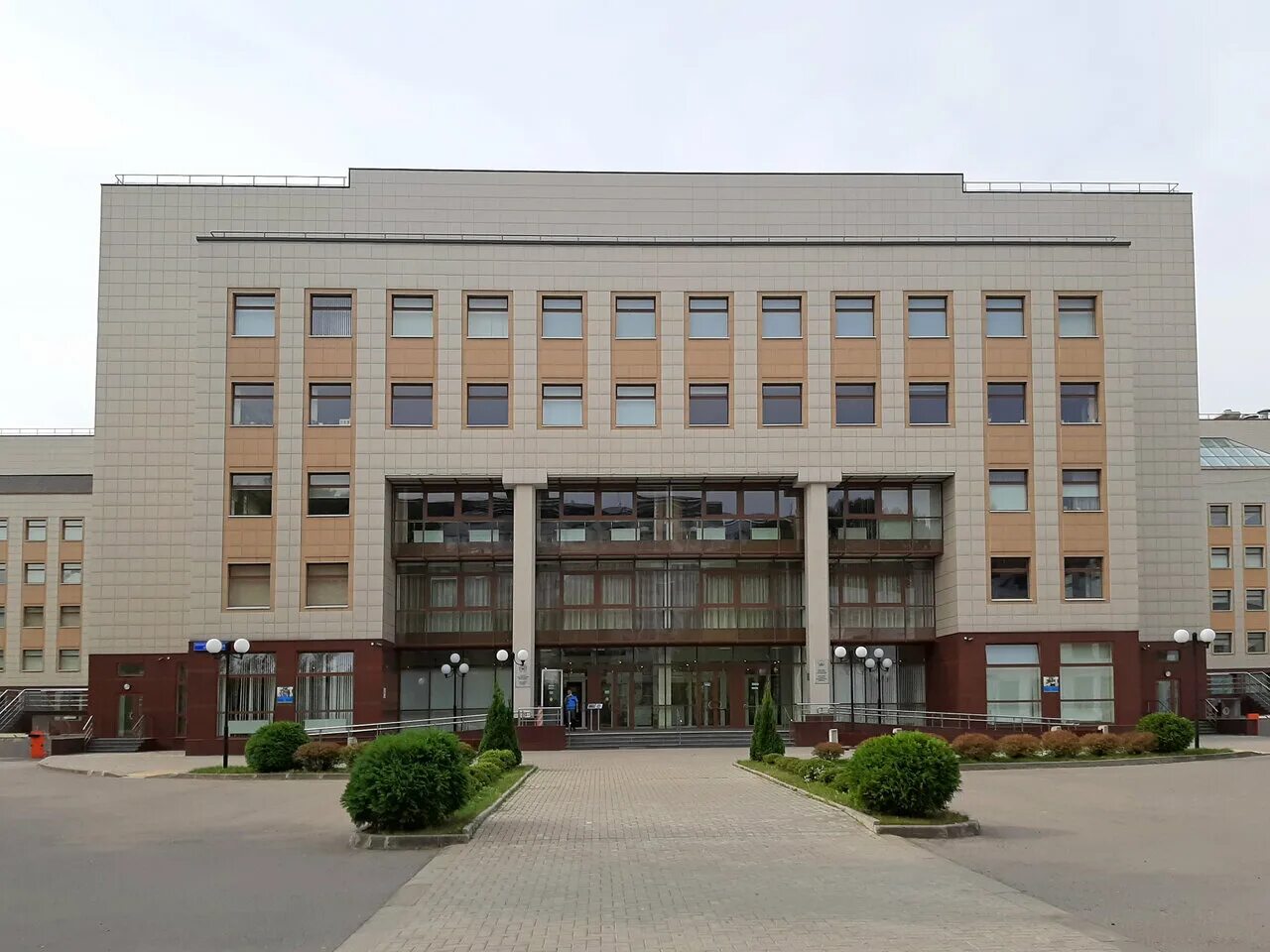 четвертый учебный корпус мгу. юридический факультет мгу москва. факультет глобальных процессов мгу. юридический факультет мгу москва. юридический факультет мгу здание.