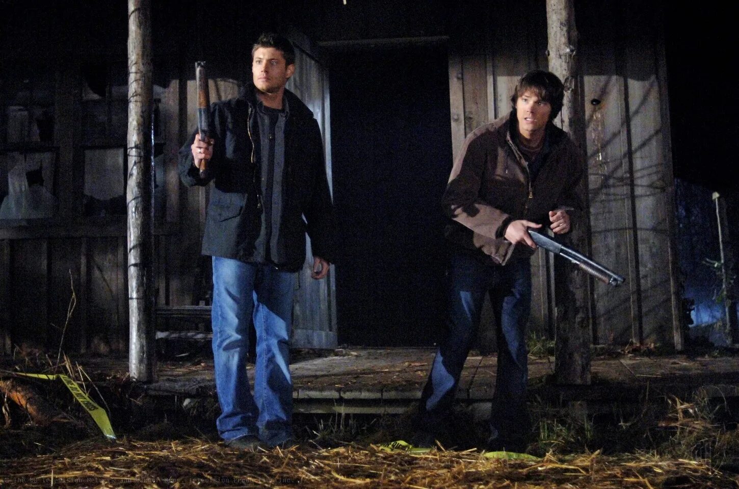 Охотники сверхъестественное сэм. Охотники сверхъестественное сэм. Охотник сэм. Сэм хантер. Духоловы сверхъестественное.