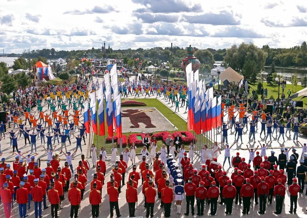 Ярославль день города 2020. Ярославль стрелка день города 2023. День города в Ярославле церемония открытия 2023. Масштабное мероприятие.