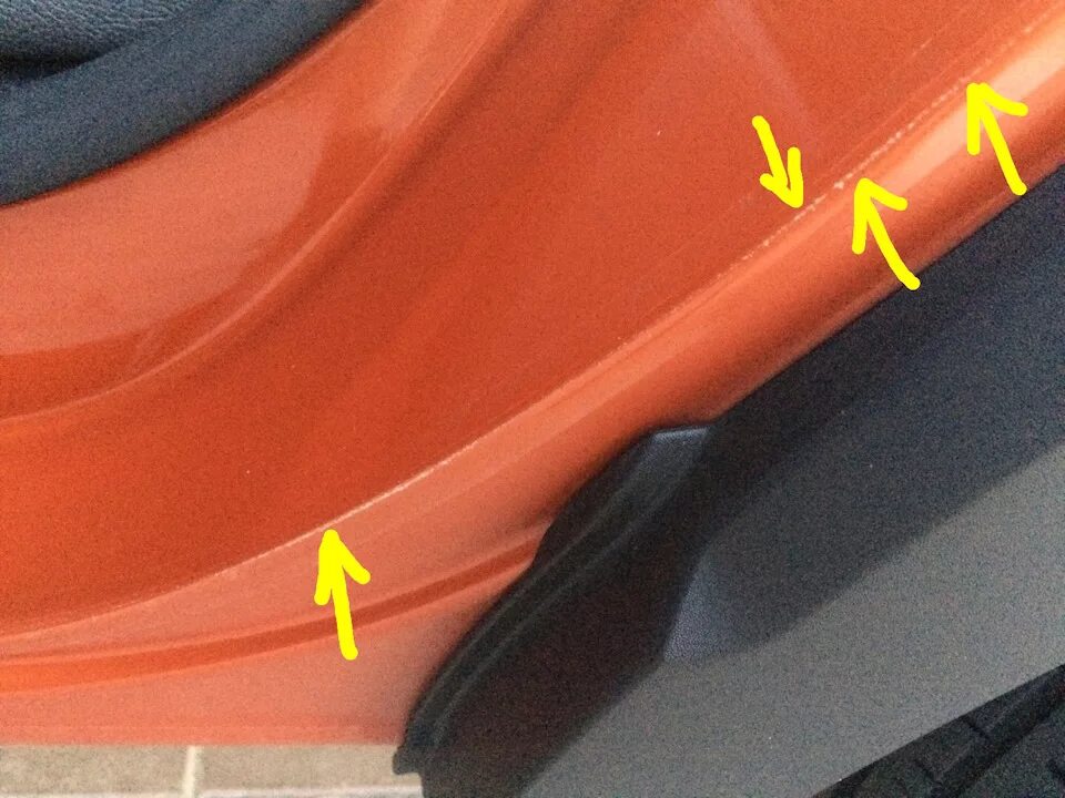 Каптур уплотнители. Уплотнитель рено каптур. renault duster уплотнители крыльев. уплотнитель двери рено каптур. уплотнитель под дверь рено каптюр.