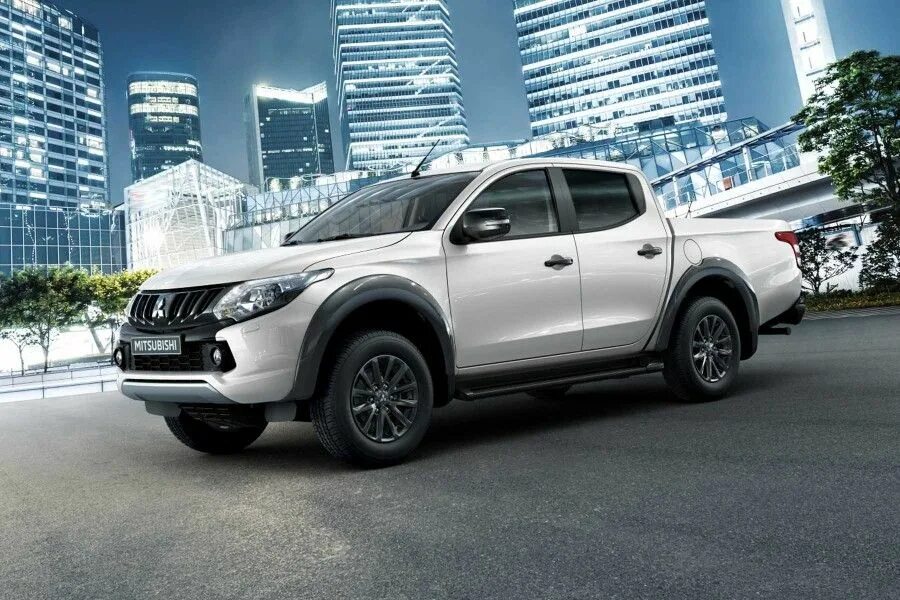 Митсубиси 40. Mitsubishi hilux. Mitsubishi asx 3 поколение. М295вн40. Lancer evo ix mr fq-360.