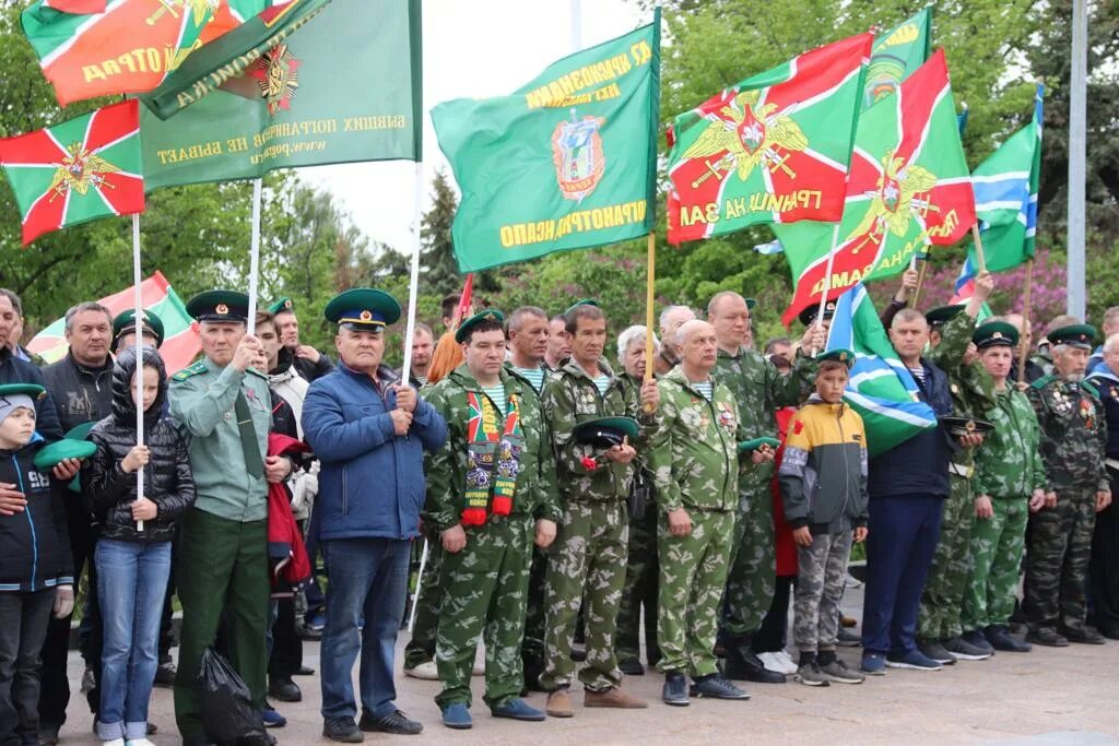Какой праздник 28 мая 2025 года. День пограничника в ульяновске. 28 мая день пограничника. 28 мая праздник пограничников. ульяновск пограничники.