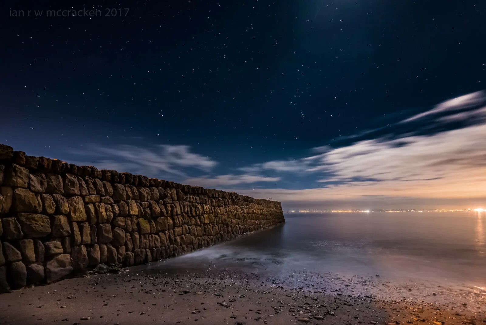 Night stone. Камни ночью.