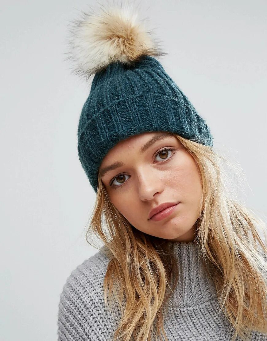 шапка бини белая с помпоном. оранжевая шапка женская. Missguided шапка. шапка бини с помпоном. шапка пенни с помпоном.