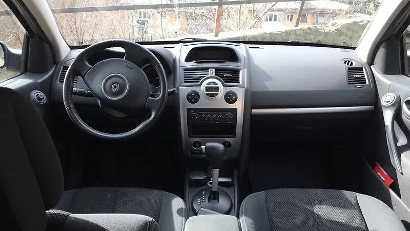 Renault Megane Coupe - цены, отзывы, характеристики Megane Coupe от Renault