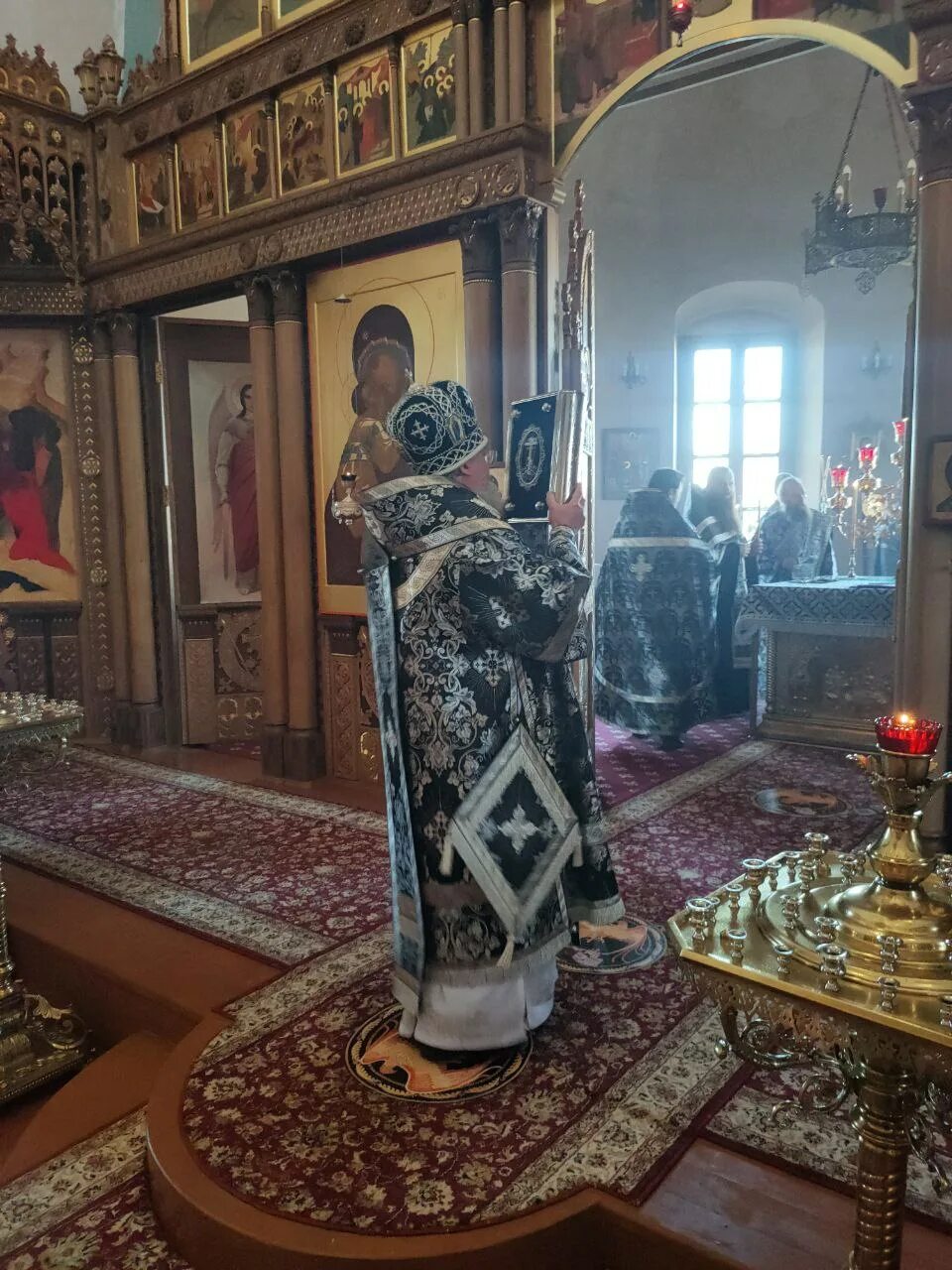 Воспоминание святых спасительных страстей. Воспоминания святых спасительных страстей господа. великий пяток. во святой и великий пяток.