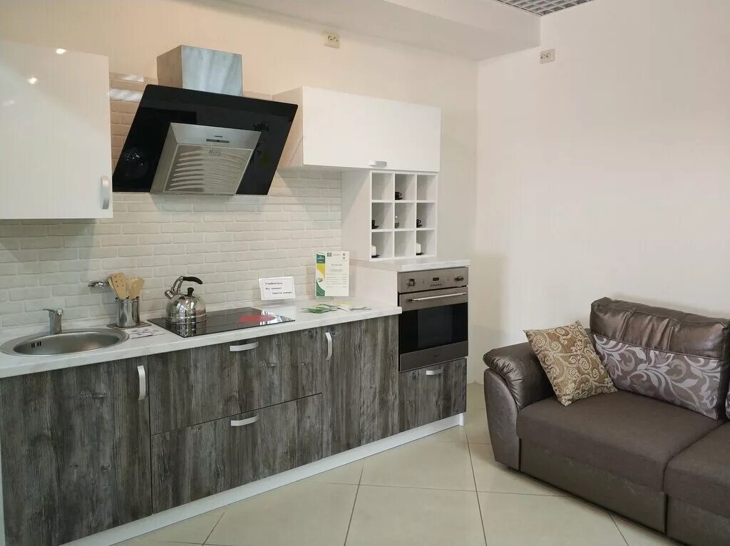 встроенные кухни в великих луках. кухня версаль васаби. кухня олимпия. недорогая мебель великие луки. кухонная мебель версаль.