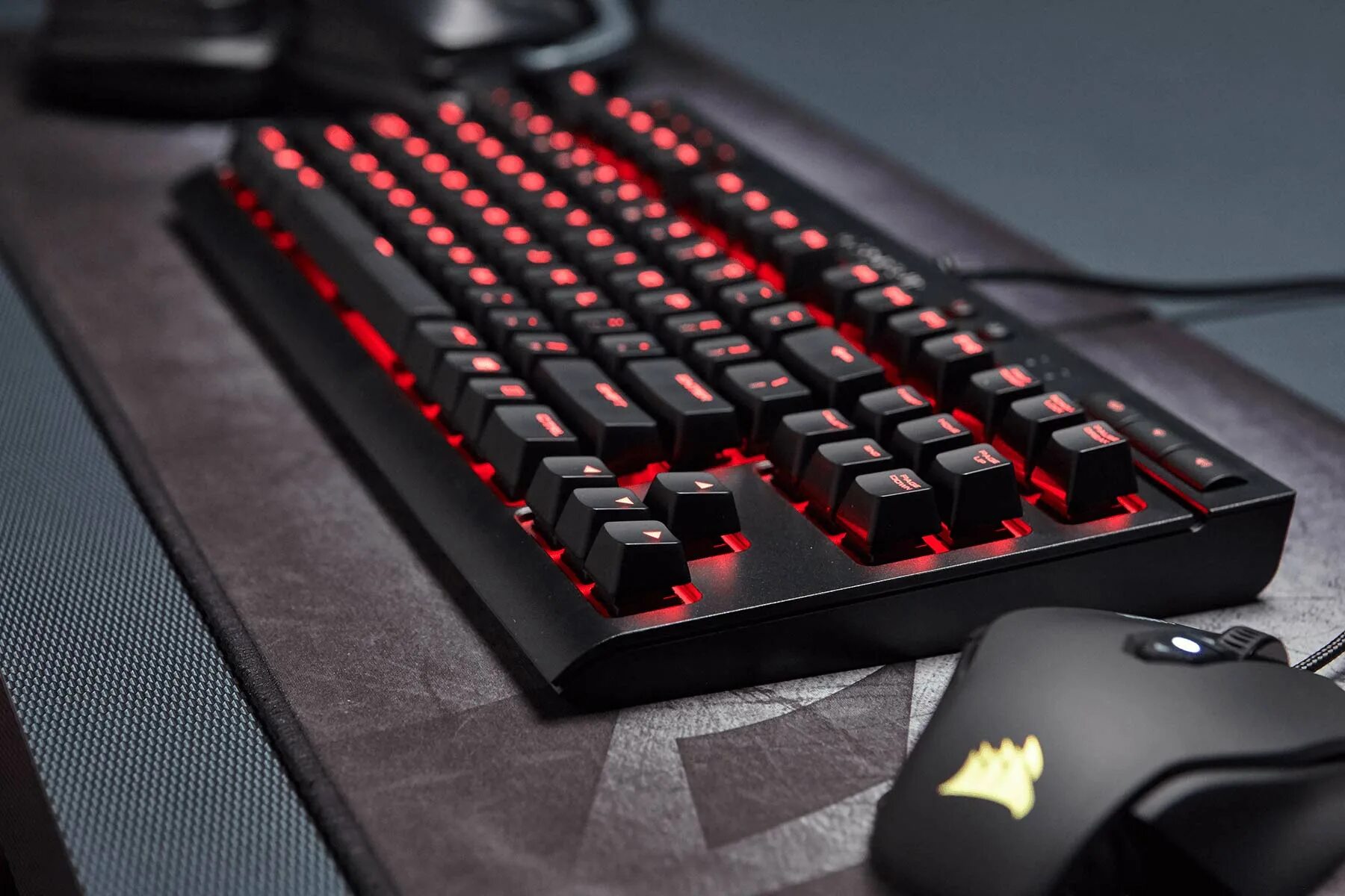 Msi клавиатура 2022. Механическая клавиатура corsair k63. Corsair k100 rgb mechanical gaming keyboard. Клавиатура gamer m200. Msi vigor gk50.