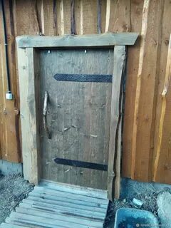 Как сделать дверь на даче входную