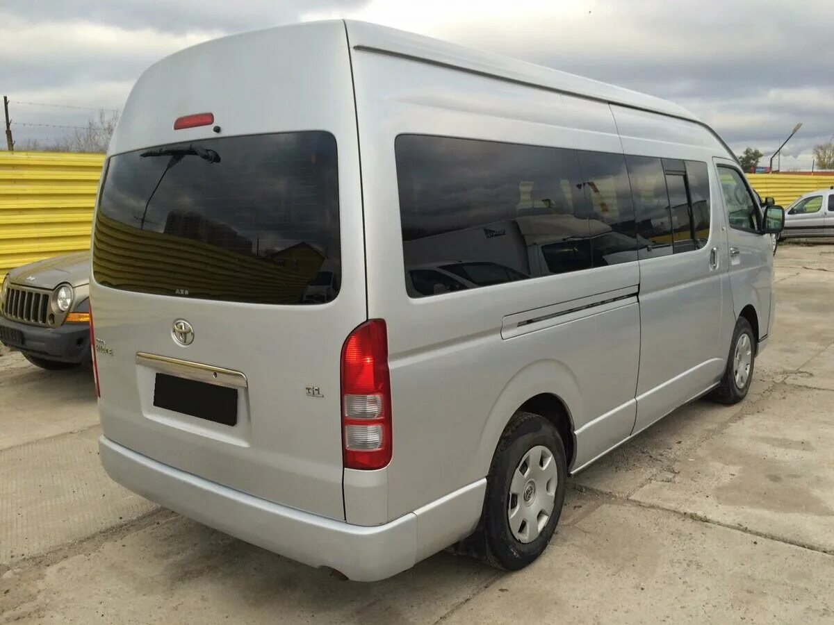 Микроавтобусы с пробегом бу. Микроавтобусы с пробегом бу. Hyundai h-1 2. Минивэны с пробегом. Микроавтобусы с пробегом бу.