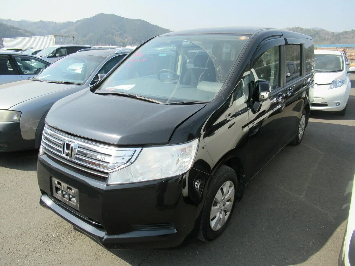 Минивэн авито. Elysion honda elysion 2005. Honda stepwgn 4. Авито минивэны хонда. Nissan quest левый руль.