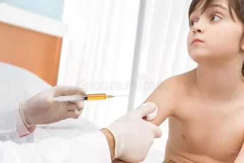 Где девочки делают уколы мальчикам