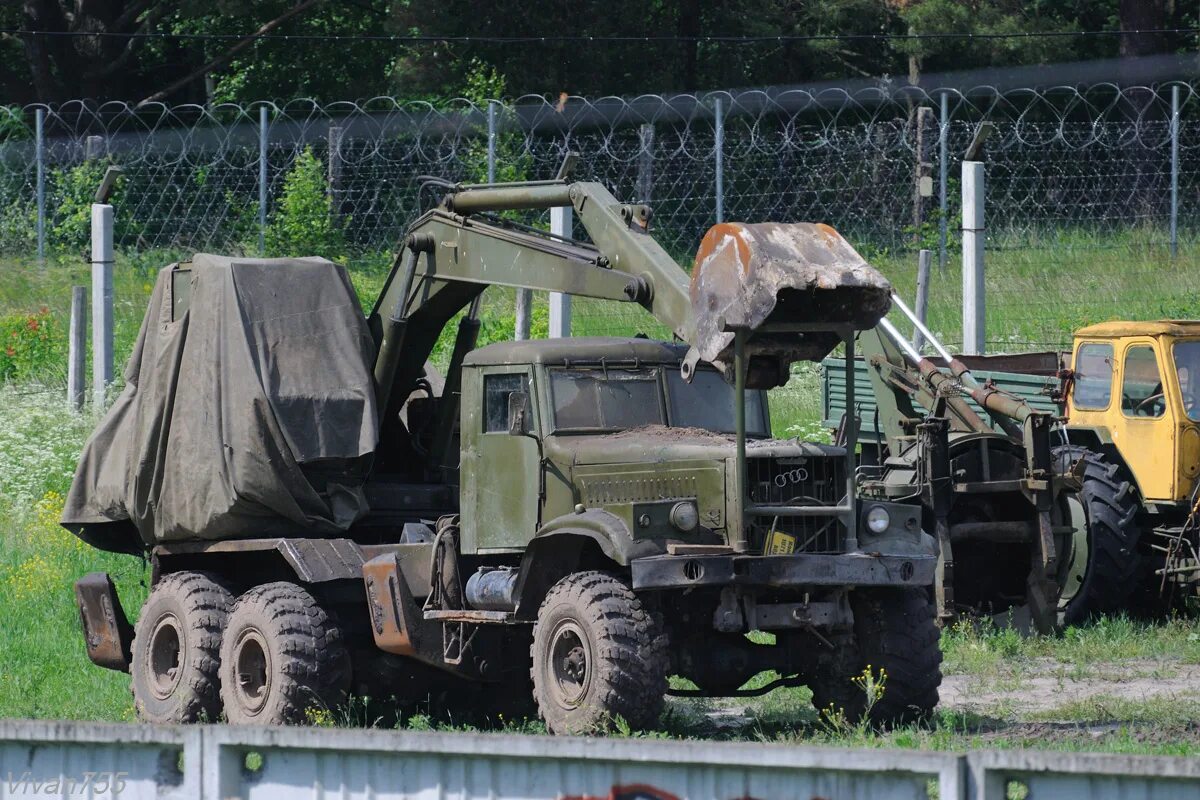 67 арсенал грау карачев. Hobby boss краз 255б. арсенал грау 68.