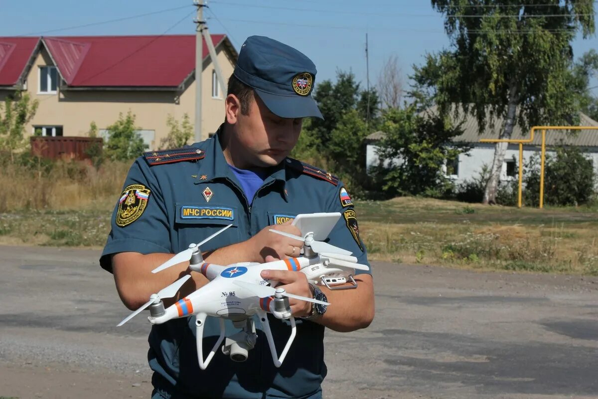 Сайт гу мчс по воронежской. МЧС Воронежской области. Кашира МЧС. Квадрокоптер МЧС. Беспилотная Авиация МЧС МЧС.