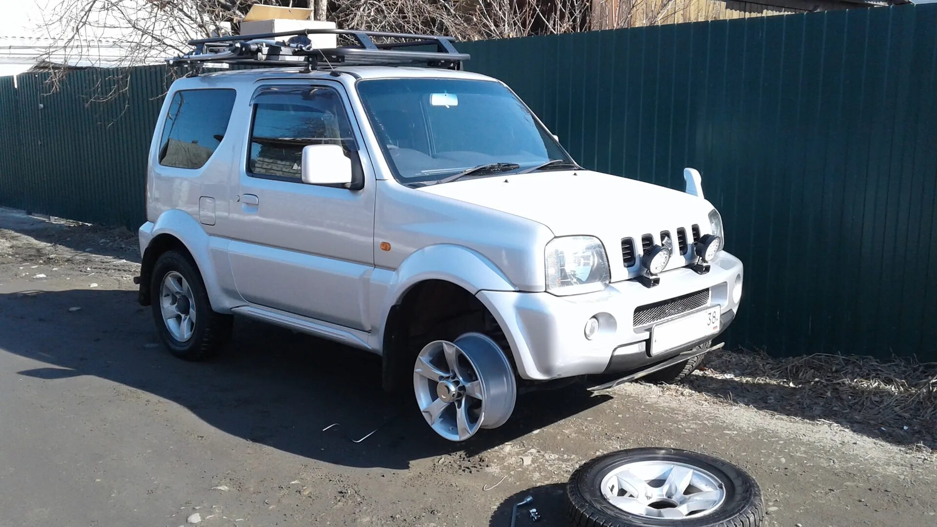 Купить джимни бу. Jimny r17. Suzuki Jimny диски.