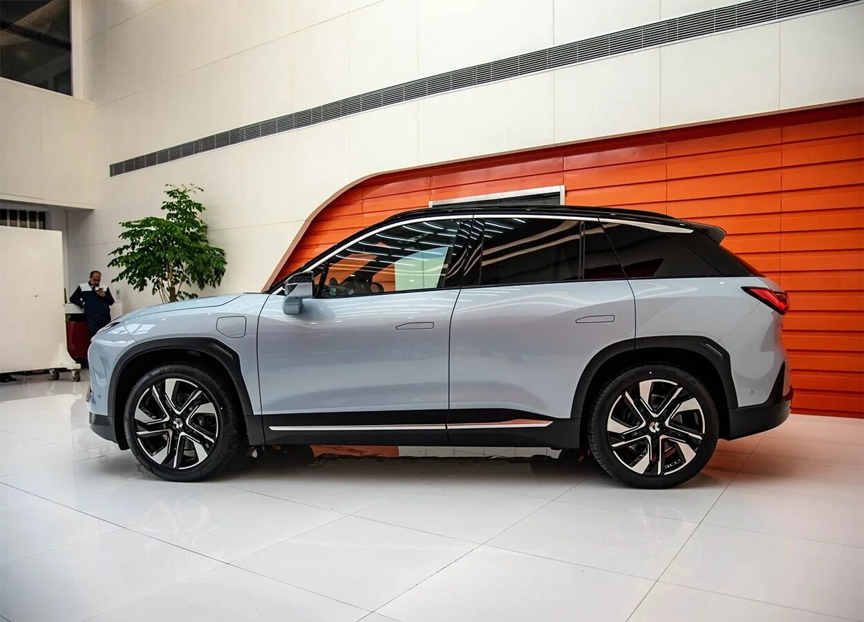 Nio es6. Китайский электрокар nio es6. китайский электро кросовер nio. neo es6. китайский электро кроссовер с запасом хода 500 километров.