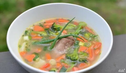 Суп из брокколи на курином бульоне