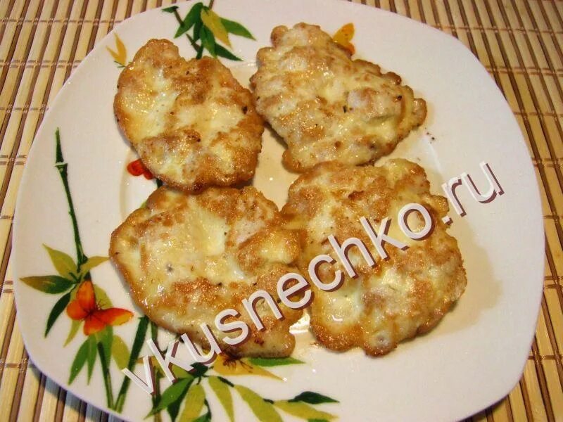 Куриная грудка лепешки. Куриная грудка лепешки. Куриная грудка лепешки. Гирос кебаб. Куриные лепешки из грудки на сковороде.
