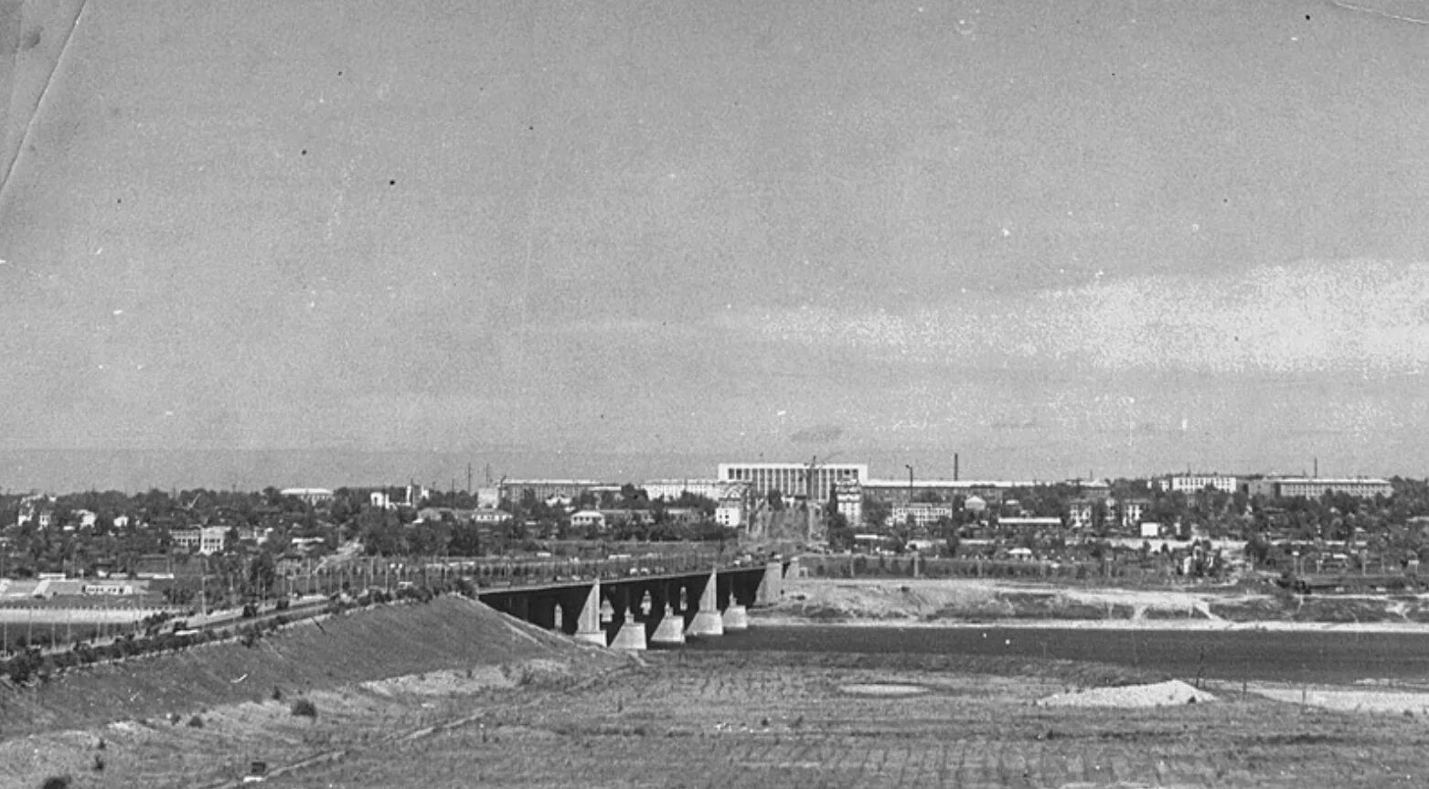 Старый левый берег Новосибирска. Новосибирск 1960. Новосибирск левый берег 20 век. Старый Новосибирск Октябрьский район.