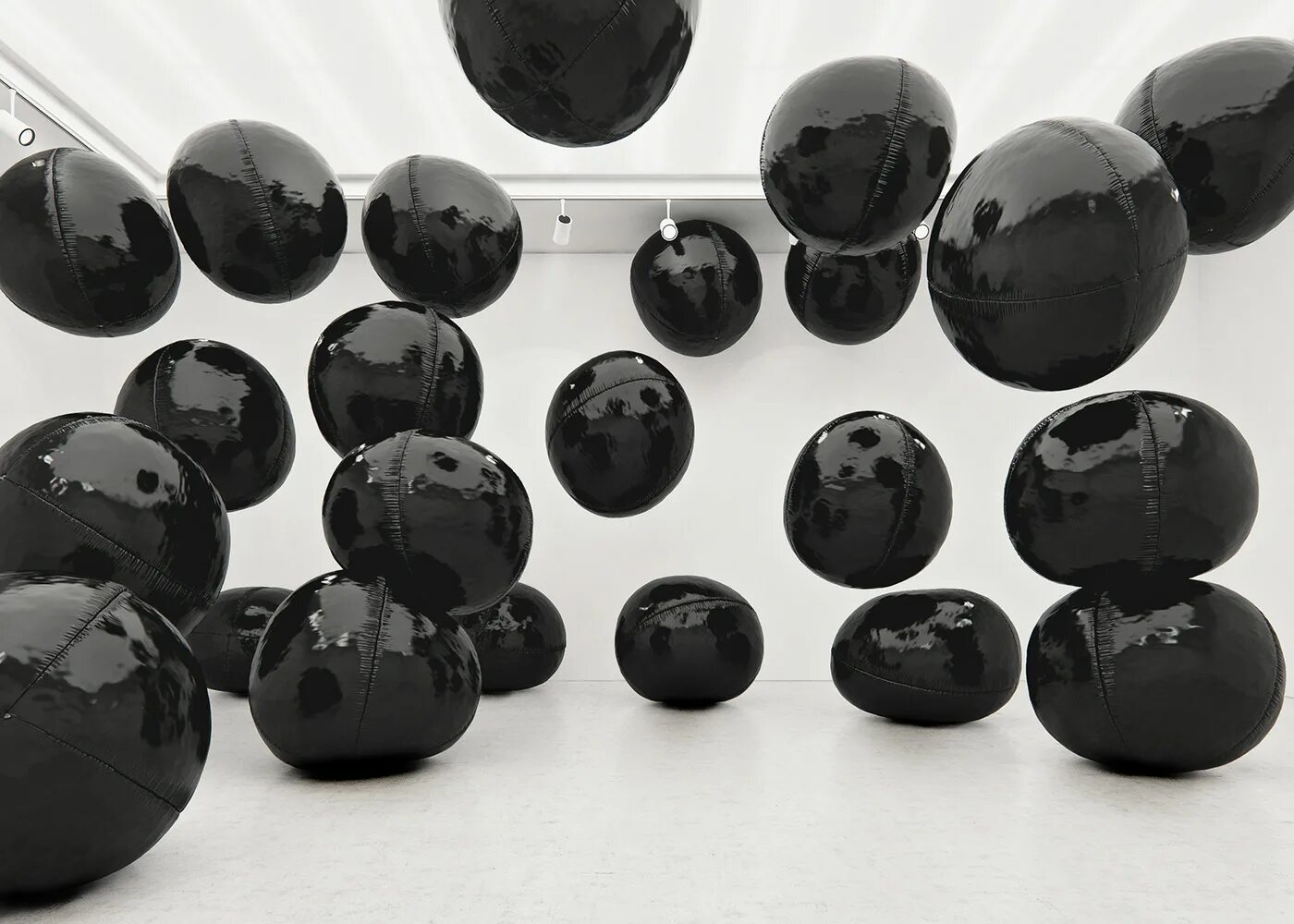 “Черный шар” (the Black Balloon), 2008. Черные воздушные шары. Черный матовый шарик. Черные шары круглые. Про черного шарика