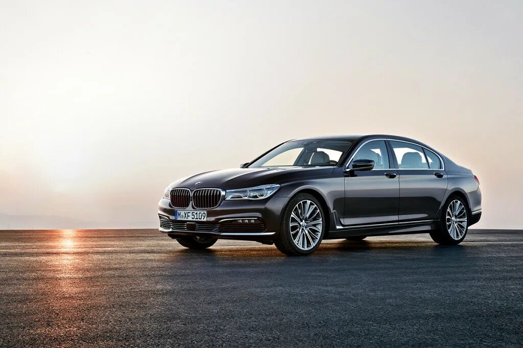 Bmw 7 седан. Бмв 7 750 li 2020. Бмв 7 60. Бмв 7 какого года. Бмв 7 какого года.