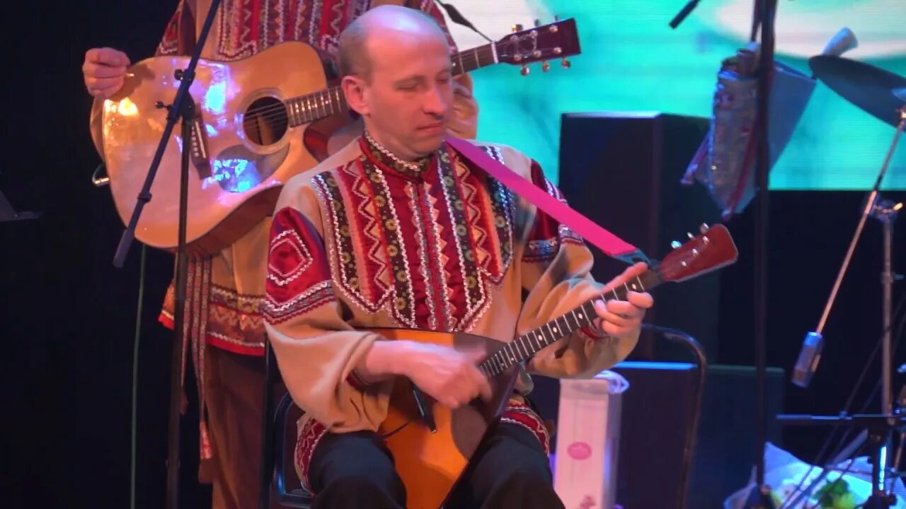 Группа балалайка 62 состав. Кристалл балалайка. Кристалл балалайка фото. Группа балалайка песни слушать. Группа балалайка песни слушать.
