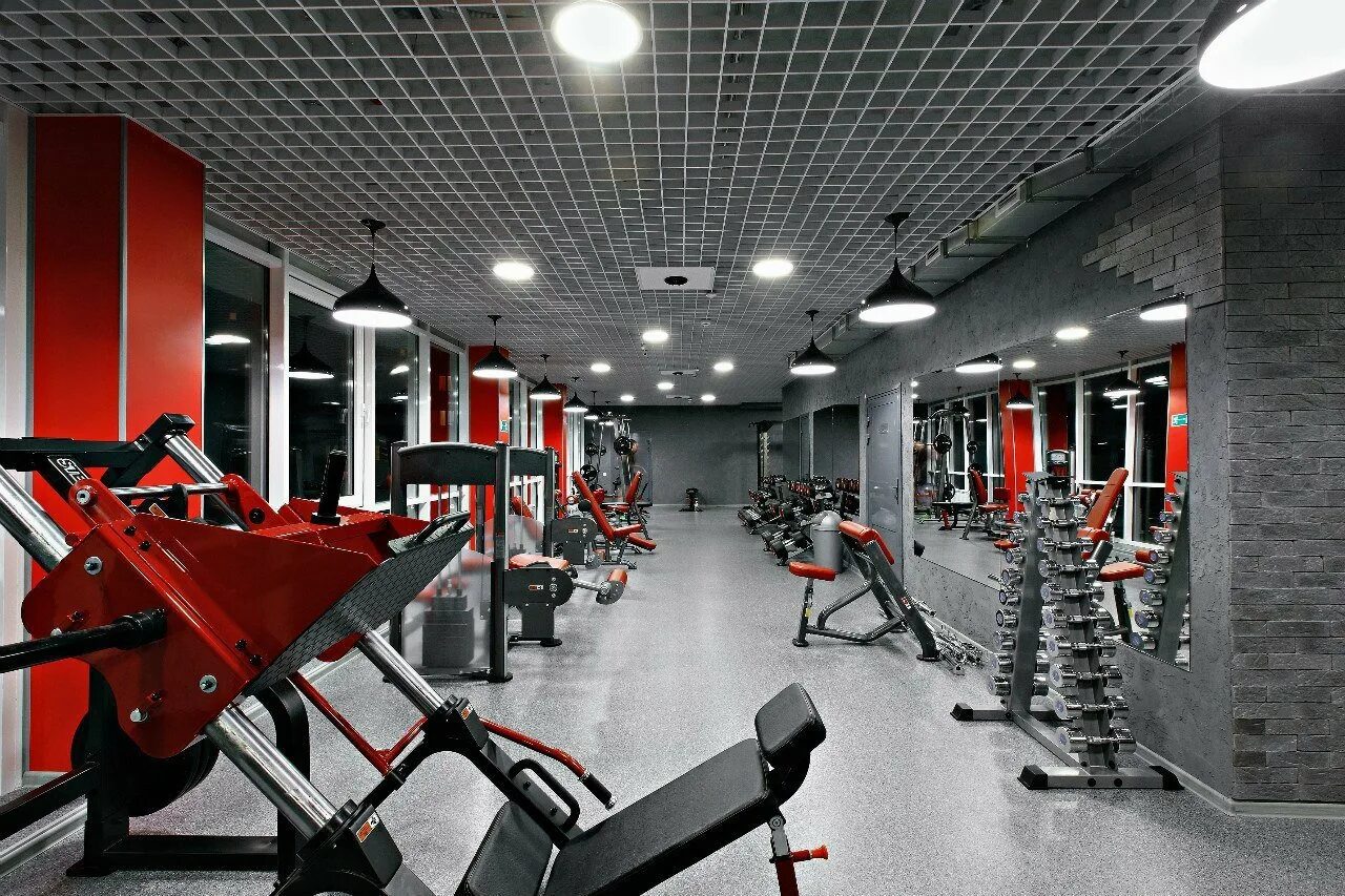 Фит курган. Фит зал Карачарово. Тренажерный зал Life Fitness Самарканд. Тренажерный зал XFIT Калининград. Фитнес зал Карачарово.